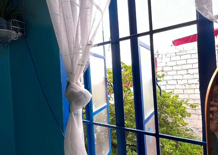 Cloud Homestay Near Bgc Sm Aura Market Market Garden View Former Makati