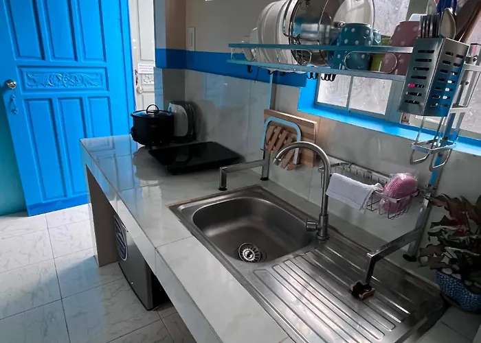 Cloud Fully Furnished 1bedroom-2 Bedroom Modern & Authentic Apartment Manila