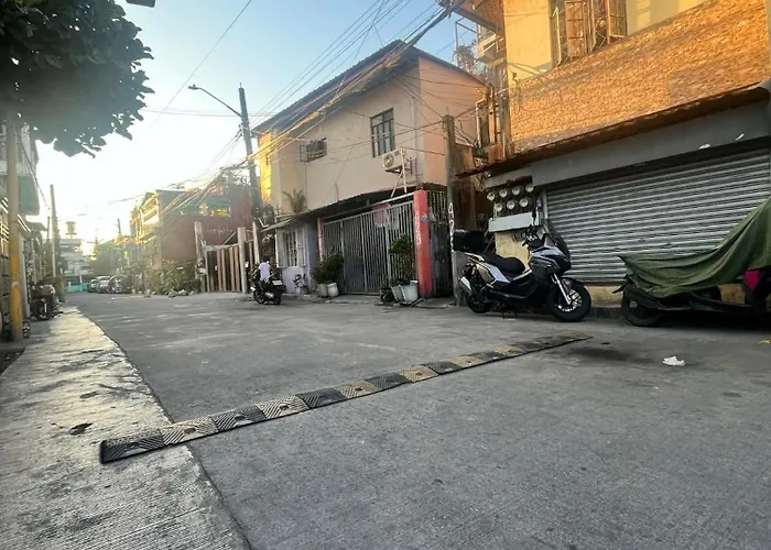 Apartment Cloud Fully Furnished 1bedroom-2 Bedroom Modern & Authentic *