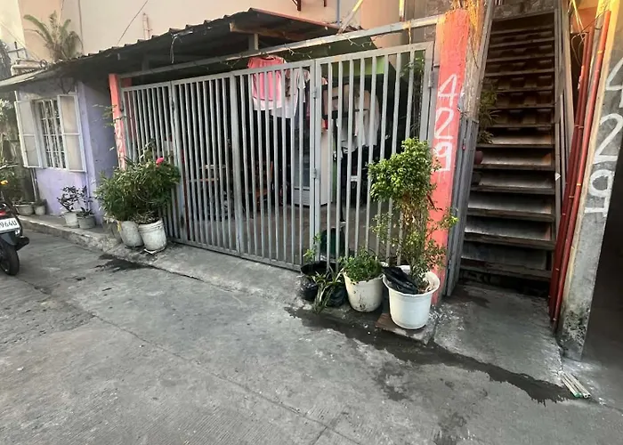Cloud Fully Furnished 1bedroom-2 Bedroom Modern & Authentic Manila