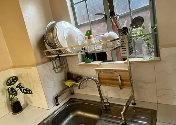 Apartment Cloud Fully Furnished 1bedroom-2 Bedroom Modern & Authentic Manila