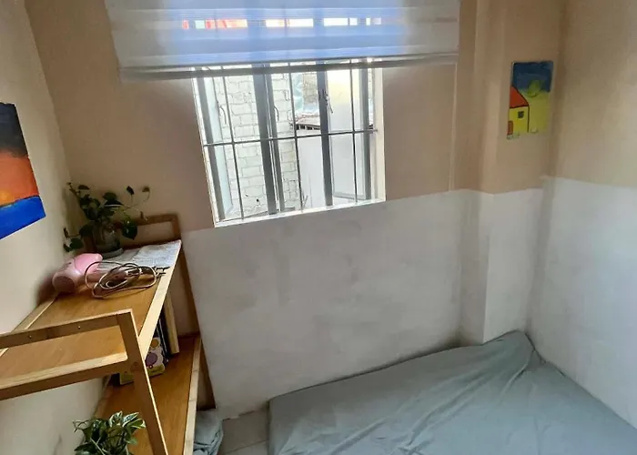 Cloud Fully Furnished 1bedroom-2 Bedroom Modern & Authentic Manila