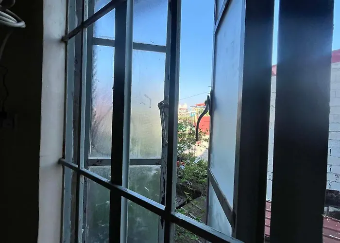 Apartment Cloud Fully Furnished 1bedroom-2 Bedroom Modern & Authentic *